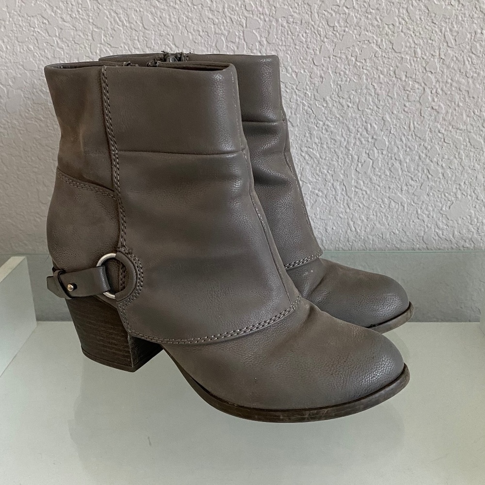 Fergalilcious by Fergie Booties, Size 8